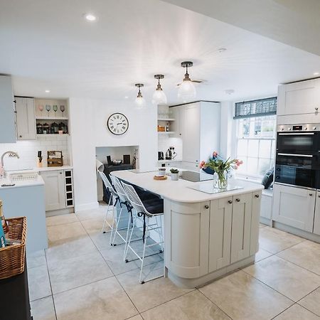 Stunning 5 Bedroom Period Property By The Sea Herne Bay Bagian luar foto